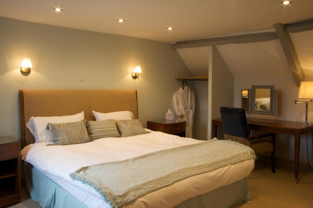The Oak House Otel Axbridge Dış mekan fotoğraf A bedroom at the hotel